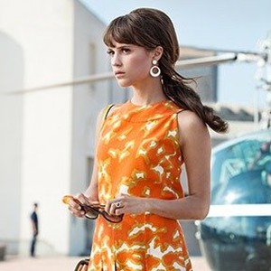 Alicia Vikander as Gaby Teller in "The Man from U.N.C.L.E." photo 5