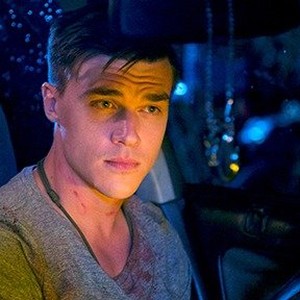 (L-R) Finn Wittrock as Spencer Koll  in "The Submarine Kid." photo 1