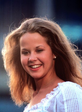 Linda Blair's Instagram, Twitter & Facebook on IDCrawl