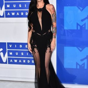 Jenni Farley, JWoww at arrivals for 2016 MTV Video Music Awards VMAs - Arrivals 2, Madison Square Garden, New York, NY August 28, 2016. Photo By: Steven Ferdman/Everett Collection