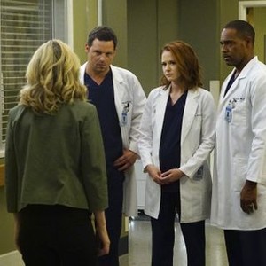 Grey's Anatomy, Justin Chambers (L), Sarah Drew (C), Jason George (R), 'Mama Tried', Season 12, Ep. #22, 05/05/2016, ©ABC