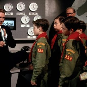 QUIZ SHOW, Ralph Fiennes, Barry Levinson, 1994, meeting Boy Scouts on THE TODAY SHOW