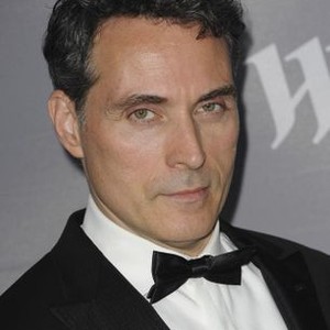 Rufus Sewell at arrivals for 20th Costume Designers Guild Awards (CDGA), The Beverly Hilton Hotel, Beverly Hills, CA February 20, 2018. Photo By: Elizabeth Goodenough/Everett Collection