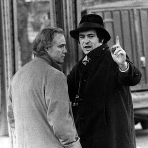 LAST TANGO IN PARIS, Marlon Brando, director Bernardo Bertolucci on set, 1972
