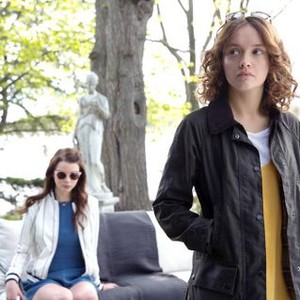 THOROUGHBREDS, FROM LEFT: ANYA TAYLOR-JOY, OLIVIA COOKE, 2017. PH: CLAIRE FOLGER/© FOCUS FEATURES
