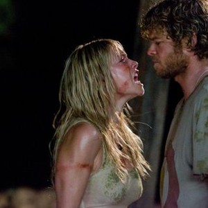 Laura Ramsey and Shawn Ashmore in "The Ruins"