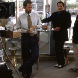 WHAT PLANET ARE YOU FROM?, Greg Kinnear, Garry Shandling, director Mike Nichols, on set, 2000. ©Columbia Pictures