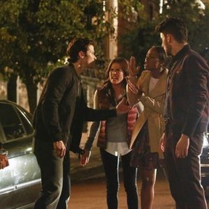 How To Get Away With Murder, from left: Alfie Enoch, Matthew Cohen, Karla Souza, Aja Naomi King, Jack Falahee, 'Meet Bonnie', Season 2, Ep. #5, 10/22/2015, ©ABC