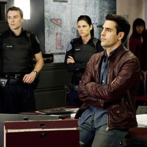 Rookie Blue, Peter Mooney (L), Missy Peregrym (C), Ben Bass (R), 'You Can See the Stars', Season 4, Ep. #13, 09/12/2013, ©ABC