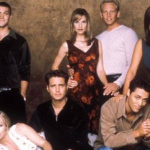 Beverly Hills, 90210 - Season 8 Episode 1 - Rotten Tomatoes