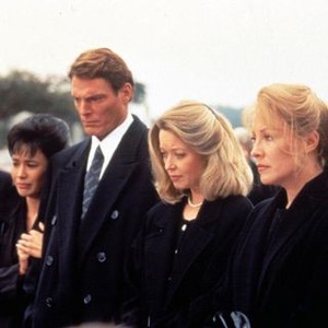 VILLAGE OF THE DAMNED, Meredith Salenger, Christopher Reeve, Constance Forslund, Linda Kozlowski, 1995. (c)MCA/ Courtesy: Everett Eollection.
