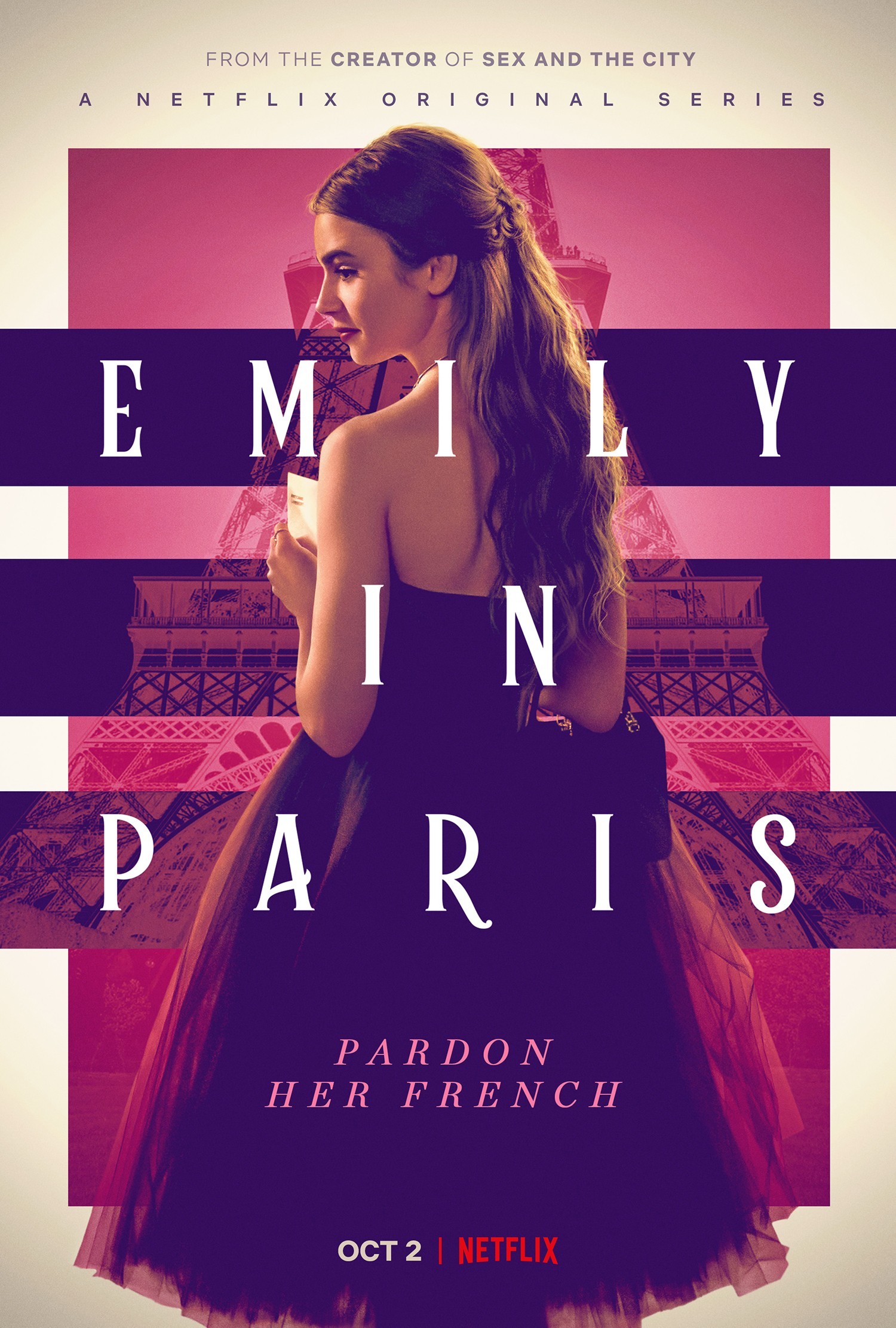 EMILY IN PARIS : Season 1 Episode 1 Emily's red plaid shirt