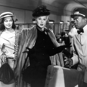 SHE WOULDN'T SAY YES, Rosalind Russell, Adele Jergens, Willie Best, 1945