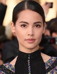 Urassaya Sperbund