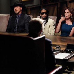 The Apprentice, Trace Adkins (L), Marilu Henner (R), 'The Mayor Of Stress Town', Celebrity Apprentice 6 - All Stars, Ep. #10, 05/05/2013, ©NBC