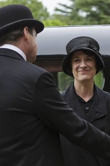 Downton abbey season 6 episode 2 watch online sale