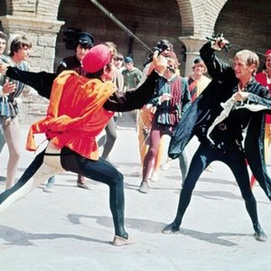 ROMEO AND JULIET, foreground from left: Michael York, John McEnery, 1968
