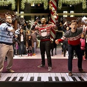 (L-R) Seth Rogen as Isaac, Anthony Mackie as Chris Roberts and Joseph Gordon-Levitt as Ethan in "The NIght Before." photo 15
