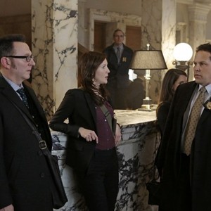 Person of Interest, Michael Emerson (L), Jessica Collins (C), Kevin Chapman (R), 'Shadow Box', Season 2, Ep. #10, 12/13/2012, ©CBS
