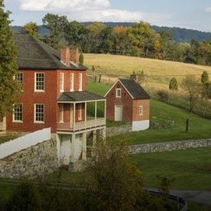 We Bought the Farm: Season 1, Episode 10 - Rotten Tomatoes