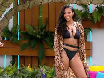 Love island season 8 episode 1 discount
