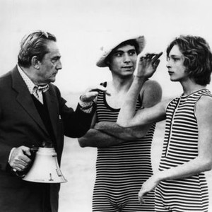 DEATH IN VENICE, from left, director Luchino Visconti, Sergio Garfagnoli, Bjorn Andresen, 1971
