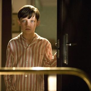 asa butterfield boy in the striped pajamas