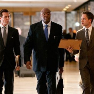 Suits, Gabriel Macht (L), Chi McBride (C), Patrick J Adams (R), 'Dog Fight', Season 1, Ep. #12, 09/08/2011, ©USA