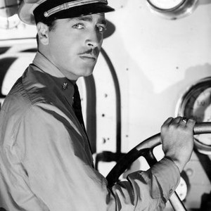 Submarine Raider (1942) photo 6