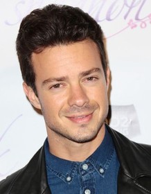 Aaron Lee