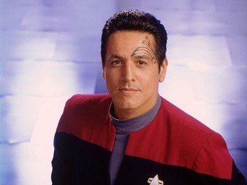 Star Trek Voyager Season 1 Episode 3 Rotten Tomatoes