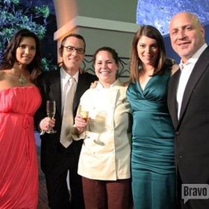Top Chef, from left: Padma Lakshmi, Ted Allen, Stephanie Izard, Gail Simmons, Tom Colicchio, 'Finale', Season 4: Chicago, Ep. #14, 06/11/2008, ©BRAVO