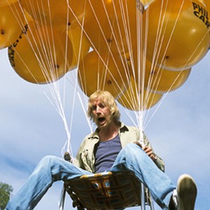 Rhys Ifans in Danny Deckchair, photo by Lisa Tomasetti. photo 19