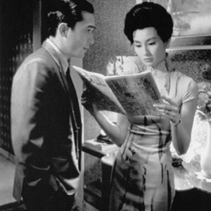 (R to L) Maggie Cheung Man-yuk and Tony Leung Chiu-wai star in the Wong Kar-Wai film "In the Mood For Love." photo 17