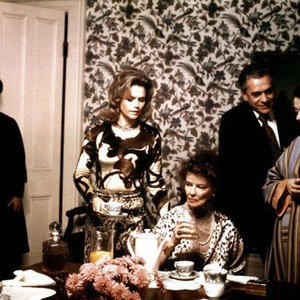 A DELICATE BALANCE, Betsy Blair, Lee Remick, Katharine Hepburn, Paul Scofield, Kate Reid, 1973