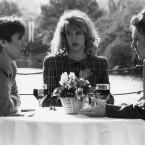 WHEN HARRY MET SALLY..., Carrie Fisher, Meg Ryan, Lisa Jane Persky, 1989. © Columbia Pictures