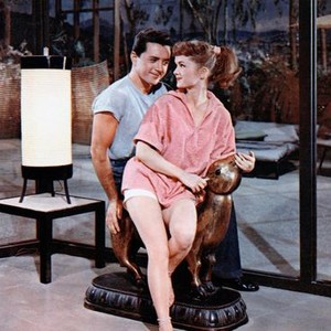 ATHENA, from left: Vic Damone, Debbie Reynolds, 1954