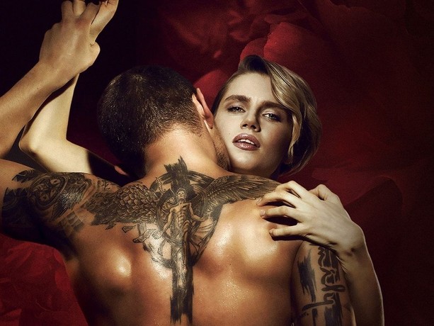 Oriq kichkina eshak porno surat