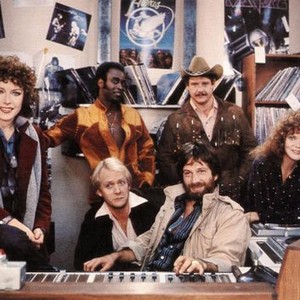 FM, Cassie Yates, Cleavon Little, Martin Mull, Alex Carras, Eileen Brennan, Michael Brandon, 1978. (c) Universal Pictures.