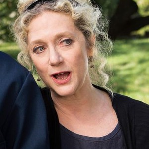 Carol Kane as Lillian