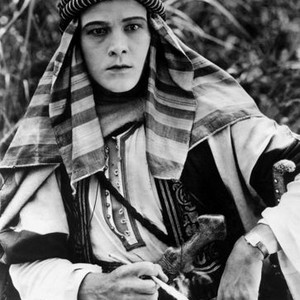 SON OF THE SHEIK, Rudolph Valentino, 1926, cigarette holder