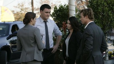 The mentalist season cheap 1 episode 1