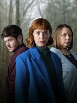 The Light in the Hall: Season 2, Episode 2 | Rotten Tomatoes