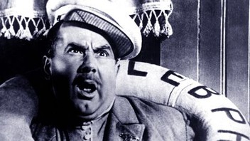 Boglangan qiz orgazm videosini oladi Yuqoridan jinsiy aloqa qizlar