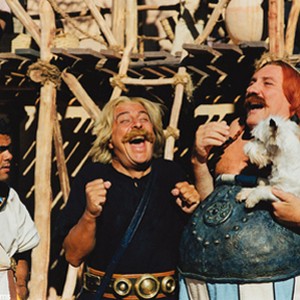 A scene from the film Asterix and Obelix Meet Cleopatra. photo 2