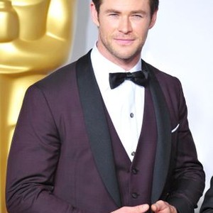 Chris Hemsworth in the press room for The 86th Annual Academy Awards - Press Room - Oscars 2014, The Dolby Theatre at Hollywood and Highland Center, Los Angeles, CA March 2, 2014. Photo By: Gregorio Binuya/Everett Collection