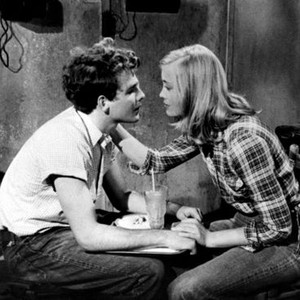 THE LAST PICTURE SHOW, Timothy Bottoms, Cybill Shepherd, 1971