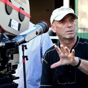 EDGE OF DARKNESS, director Martin Campbell, on set, 2010. ©Warner Bros. Pictures