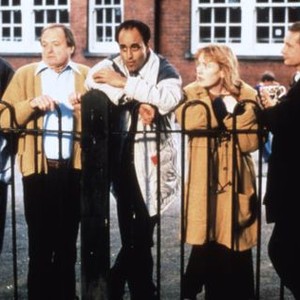 CLOCKWORK MICE, from left: Nigel Planer, James Bolam, Art Malik, Claire Skinner, Ian Hart, 1995, © Feature Films