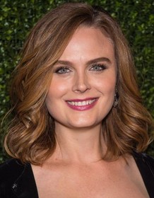 Emily Deschanel